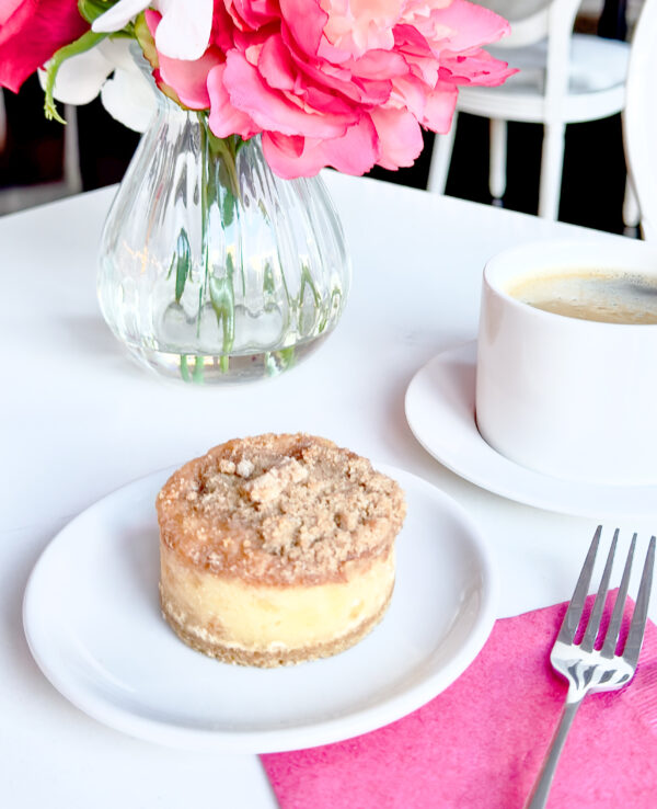 caramel apple crunch mini cake