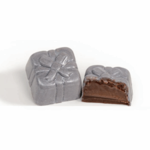 Dark chocolate shell filled with a smooth milk chocolate hazelnut paste