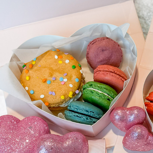 heart-shaped dessert box at le macaron fishers